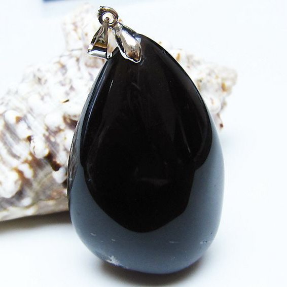 モリオン 純天然 黒水晶 ペンダント [t359-2087]