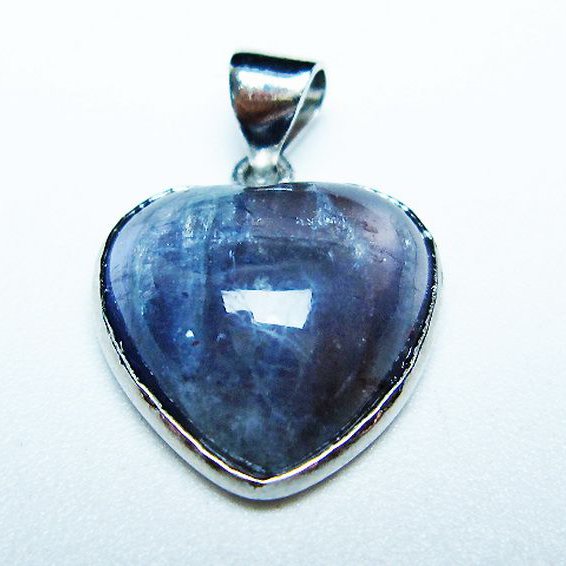 アイオライト ハート ペンダント [T377-1498]