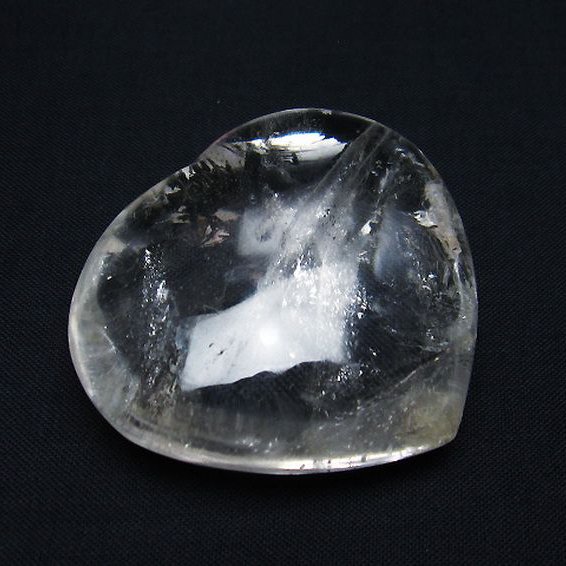 ヒマラヤ水晶 ハート 置物[T387-14048]