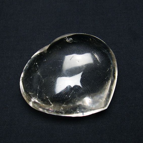 ヒマラヤ水晶 ハート 置物[T387-14069]