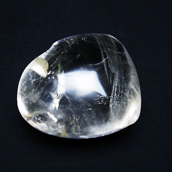 ヒマラヤ水晶ハート 置物[T387-14220]