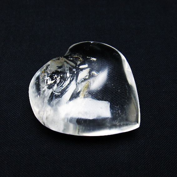 ヒマラヤ水晶ハート 置物[T387-14233]