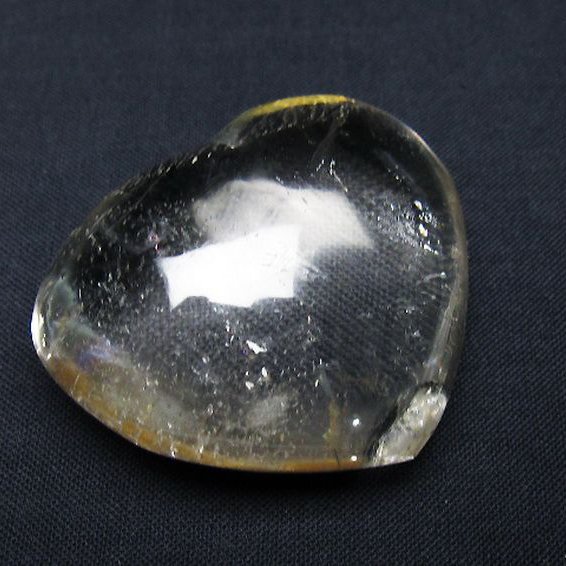 ヒマラヤ水晶ハート 置物[T387-14280]