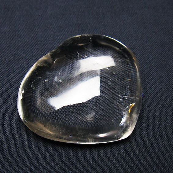 ヒマラヤ水晶ハート 置物[T387-14354]