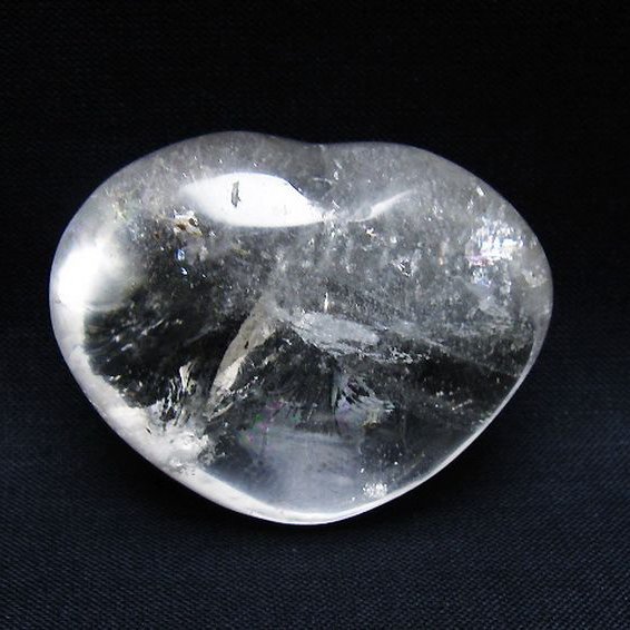 ヒマラヤ水晶ハート 置物 [t387-14460]