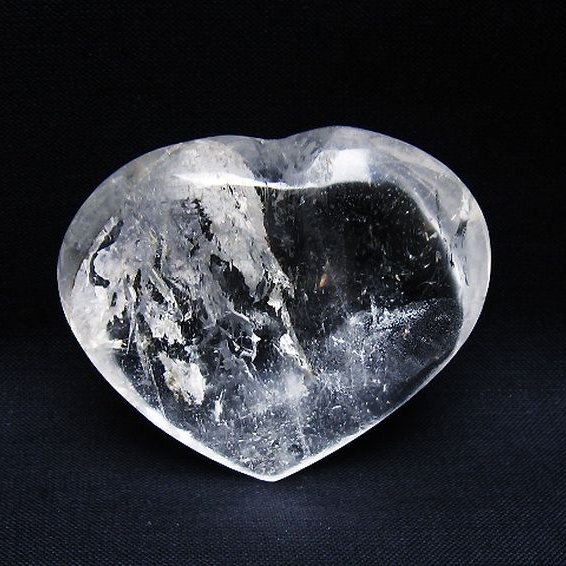 ヒマラヤ水晶ハート 置物 [t387-14497]