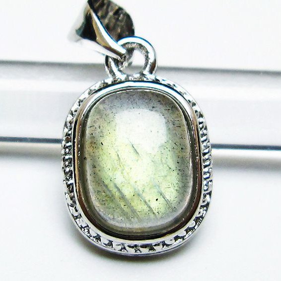 ラブラドライト ペンダント [T409-3937]