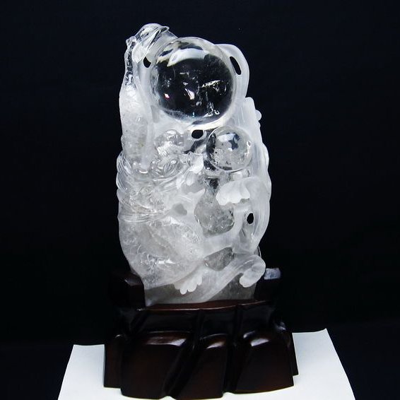 4.6Kg 虹入り ヒマラヤ水晶極上龍 置物[T42-440]