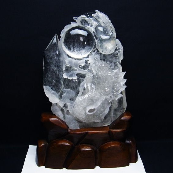 4.3Kg ヒマラヤ水晶ルチルクォーツ（金針ルチル水晶） 手彫り 龍[T42-442]