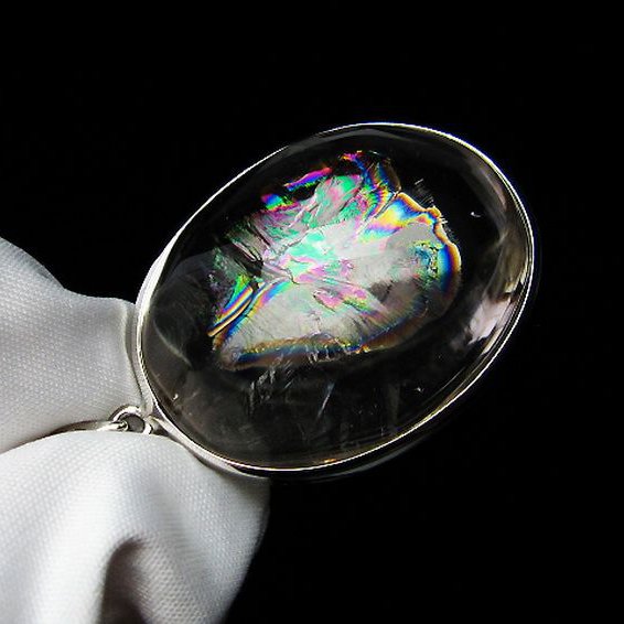 アイリスクォーツ 虹入り レインボー水晶 ペンダント [T436-2186]