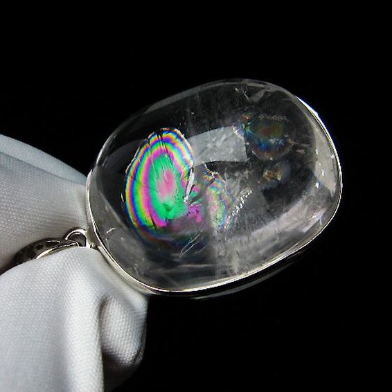 アイリスクォーツ 虹入り レインボー水晶 ペンダント [T436-2190]