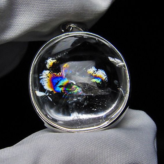 アイリスクォーツ 虹入り レインボー水晶 ペンダント [T436-2553]