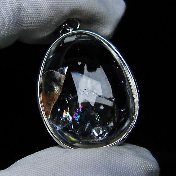 アイリスクォーツ 虹入り レインボー水晶 ペンダント [T436-2645]