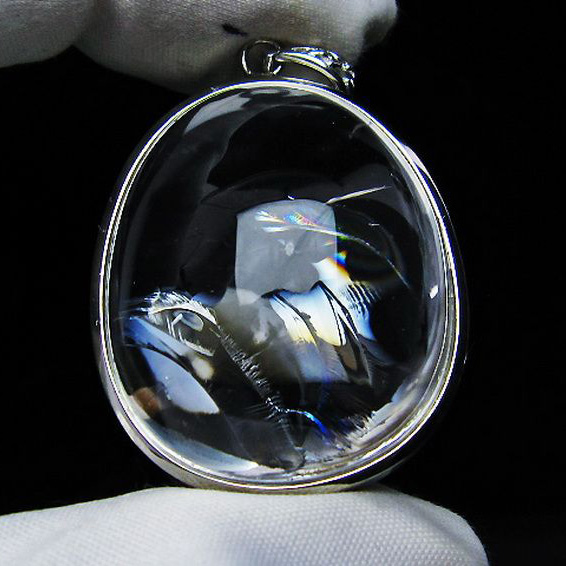 アイリスクォーツ 虹入り  レインボー水晶  ペンダント [T436-2728]