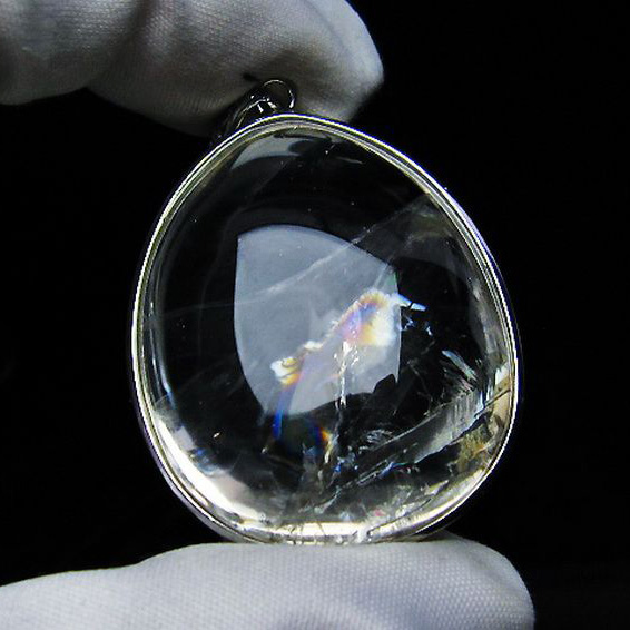 アイリスクォーツ 虹入り  レインボー水晶  ペンダント [T436-2740]