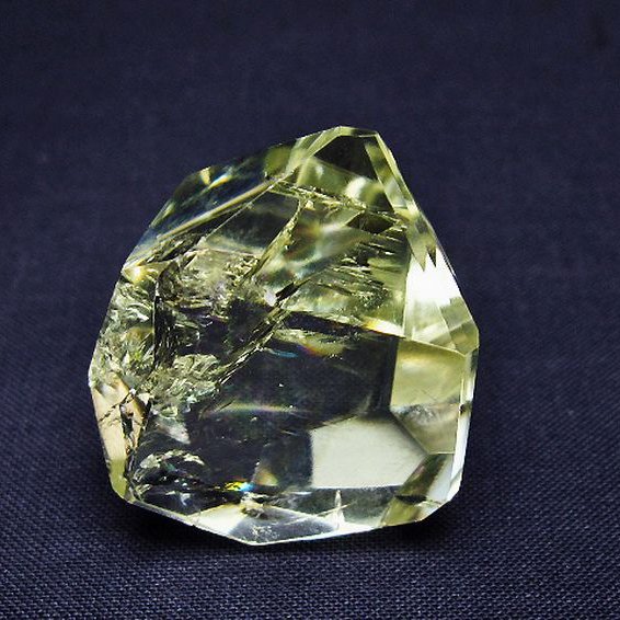 虹入り 黄水晶(シトリン) 原石[T436-2999]