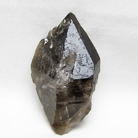 ライトニングカテドラルライブラリー 水晶 原石 [t443-5115]