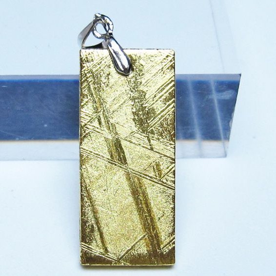 ゴールドギベオン メテオライト ペンダント [t452-3692]