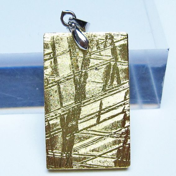 ゴールドギベオン メテオライト ペンダント [t452-3695]