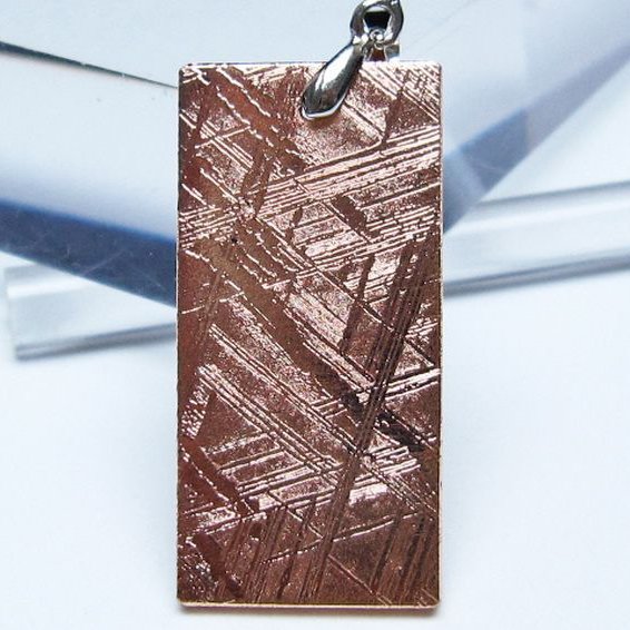 ピンクゴールドギベオン メテオライト ペンダント [t452-3717]