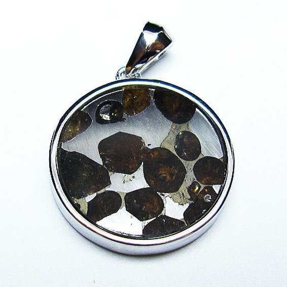 パラサイト隕石 かんらん石 ペンダント [t453-3196]