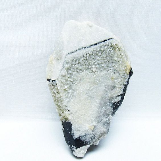 山東省産 モリオン 純天然 黒水晶 原石 [t460-7132]