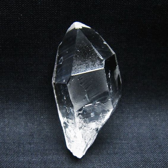 アーカンソー州産 水晶 原石 [t462-834]