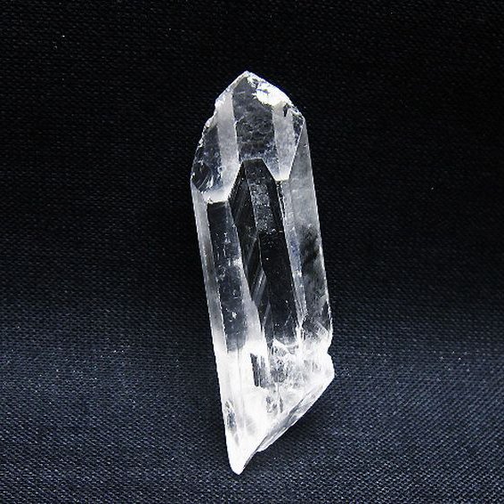 アーカンソー州産 水晶 原石 [t462-854]