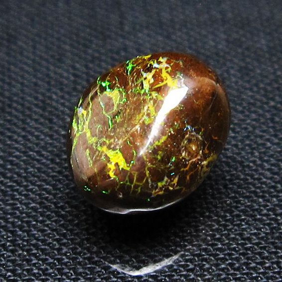 アイアンオパール 原石 [t468-552]