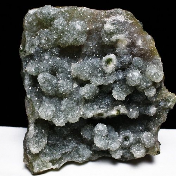 1.8Kg フラワーアメジストクラスター 円柱型[T472-2029]