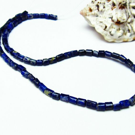 ラピスラズリ 一連 4mm ビーズ [t476-2079]