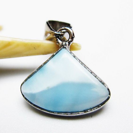 ラリマー ペンダント [t495-4219]