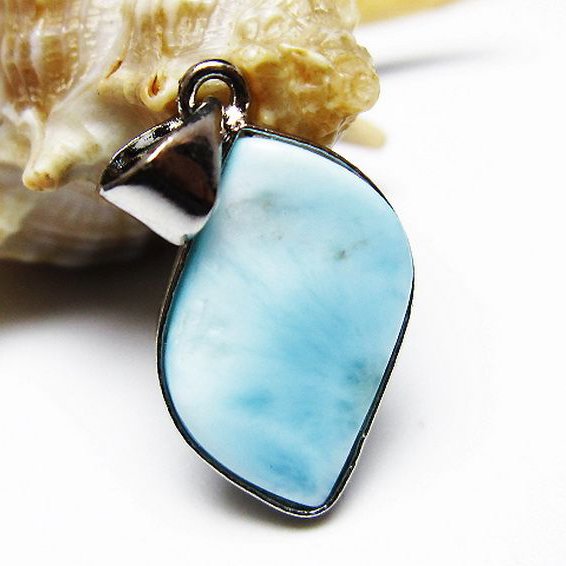 ラリマー ペンダント [t495-4276]