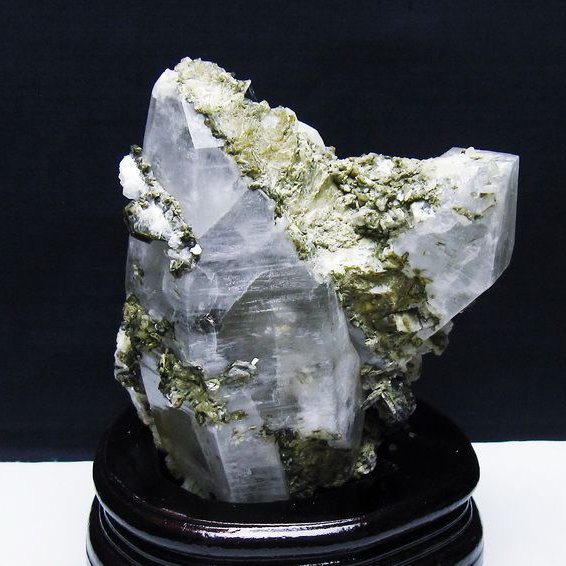 1.4Kg 雲母入り ヒマラヤ水晶 原石 [t501-4294]