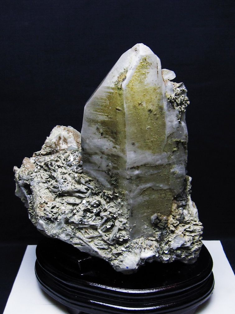 5.8Kg 雲母入り ヒマラヤ水晶 原石 [t501-4324]