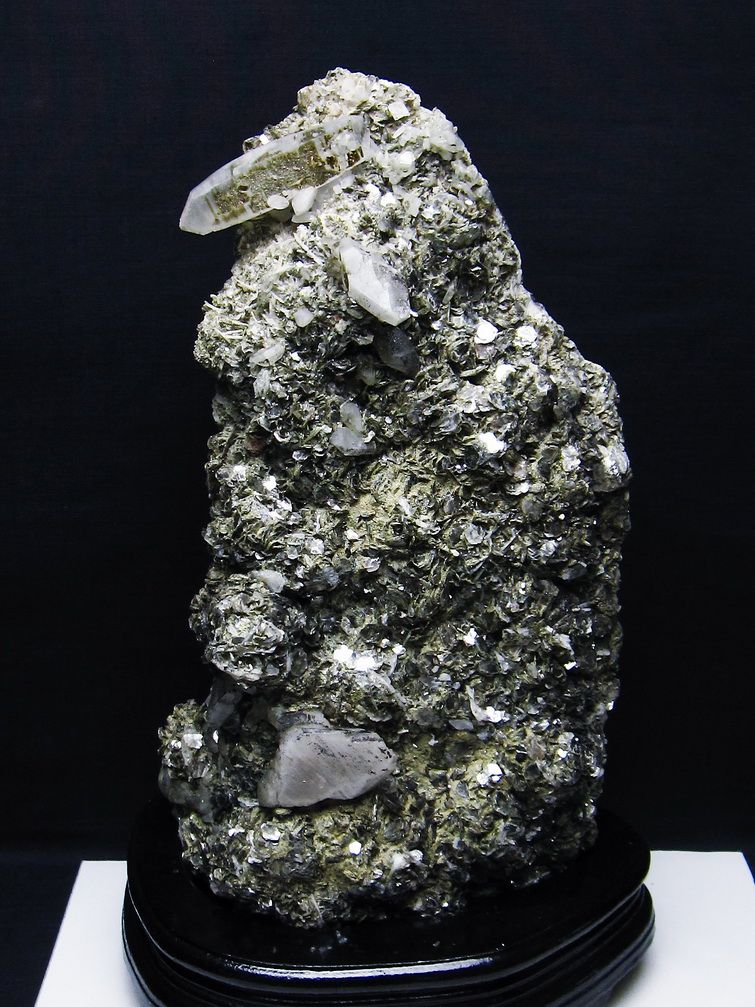 3.3Kg 雲母入り ヒマラヤ水晶 原石 [t501-4329]