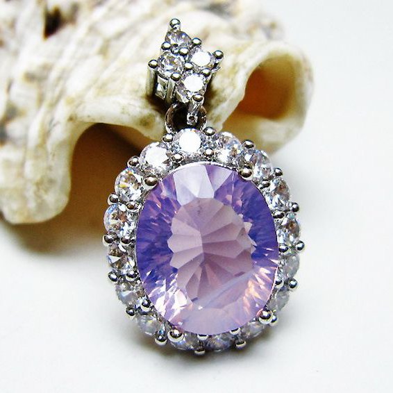 スコロライト（ラベンダークォーツ） ペンダント [T525-2210]