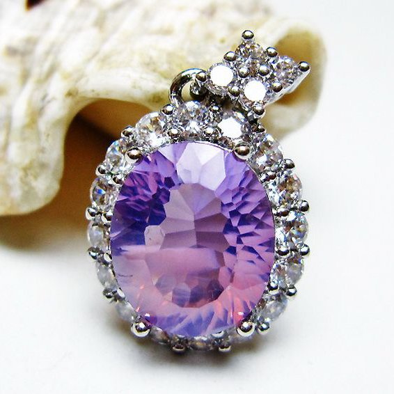 スコロライト（ラベンダークォーツ） ペンダント [T525-2222]