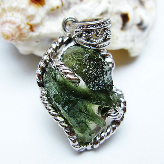 モルダバイト ペンダント [t525-2287]