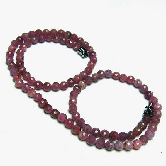 ルビー ネックレス 4mm [T561-1802]