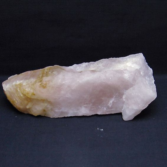 1.6Kg ローズクォーツ 原石[T568-4256]