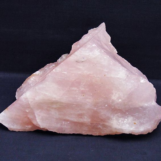 2.6Kg ローズクォーツ 原石[T568-4424]