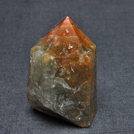 ガーデン水晶 六角柱[T577-3440]