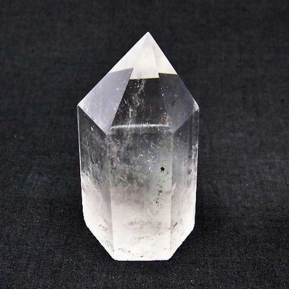 ガーデン水晶 六角柱[T577-3775]