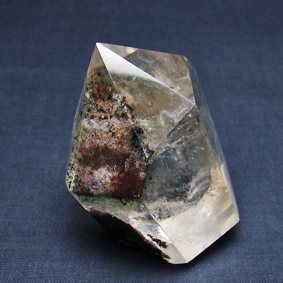 ガーデン水晶 六角柱[T577-4682]