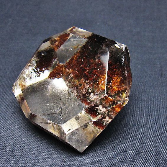 赤ガーデン水晶 原石 [t577-4813]
