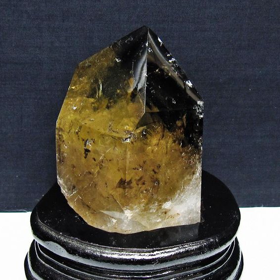 虹入り ライトニング水晶 六角柱[T581-6070]