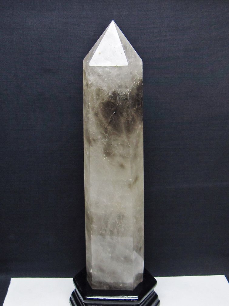 2Kg ライトニング水晶 六角柱[T581-6104]