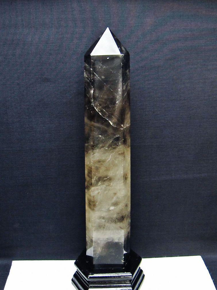 1.8Kg ライトニング水晶 六角柱[T581-6119]