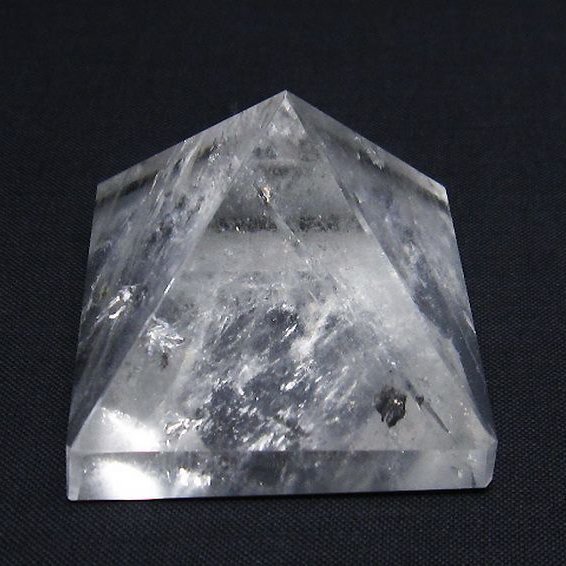 虹入り ヒマラヤ水晶ピラミッド[T600-2341]